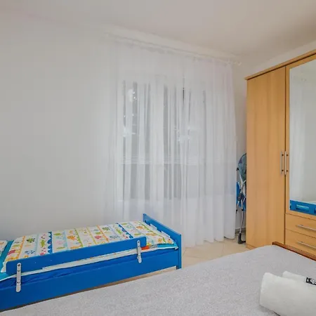 4 Bedroom Stunning In *