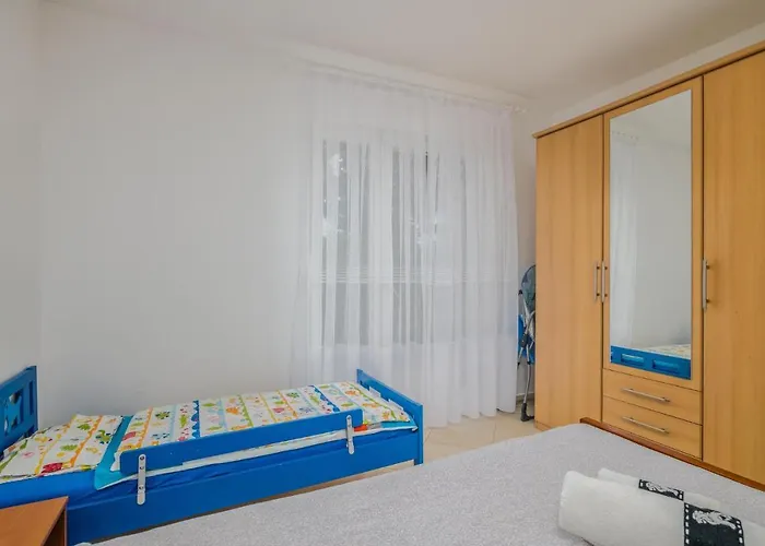 4 Bedroom Stunning In *