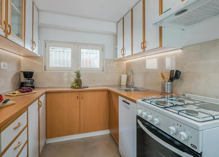 4 Bedroom Stunning In Ferienhaus