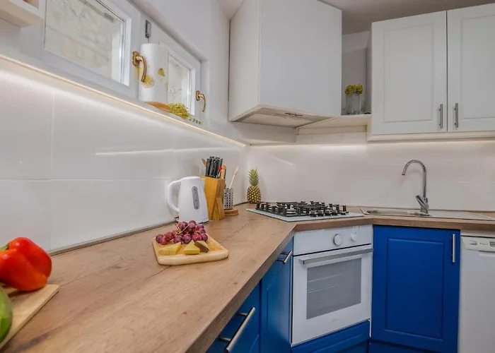 4 Bedroom Stunning In Ferienhaus